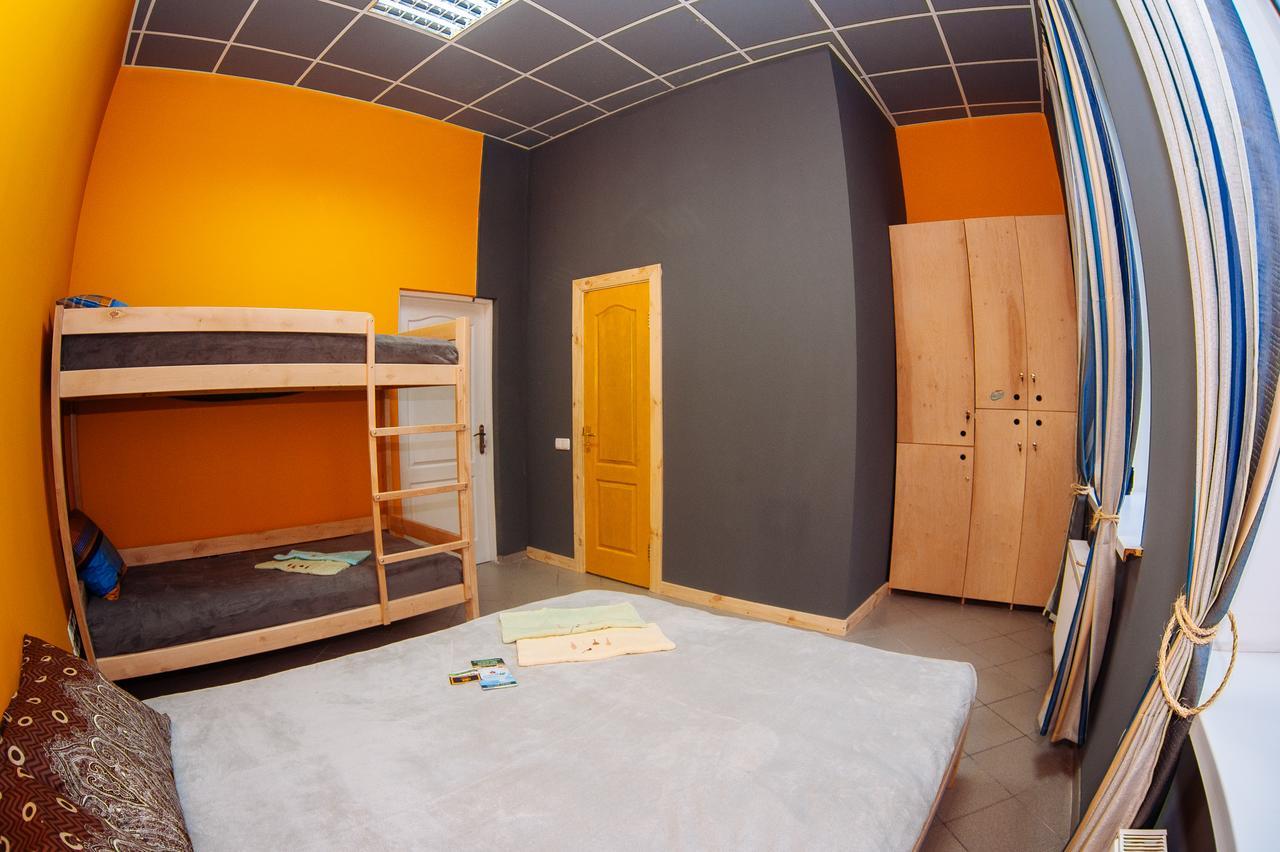 Papa'S Hostel Chernihiv Exterior photo